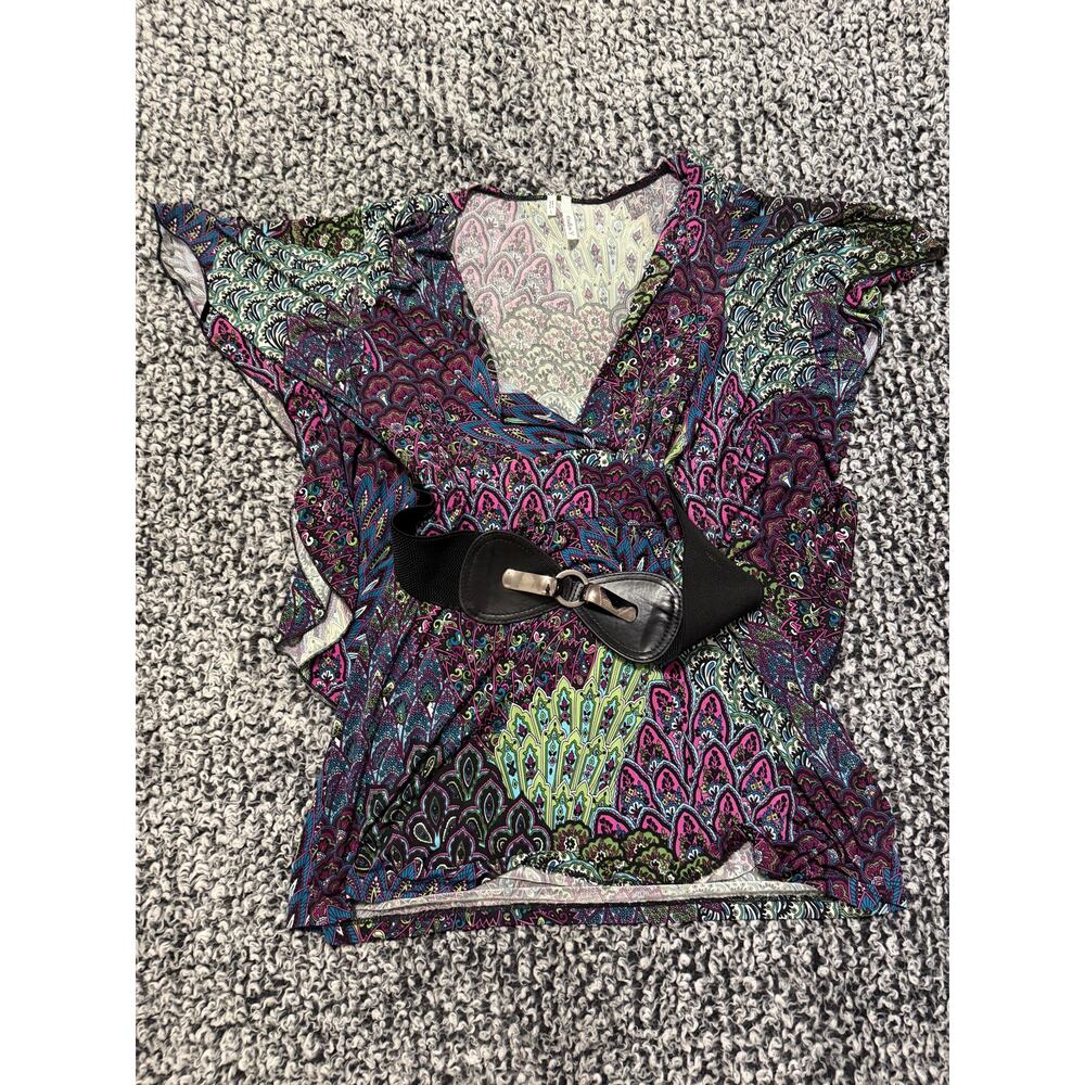 Y-Studios shirt. Peacock Theme w/belt. Size L. GUC. CUTE!